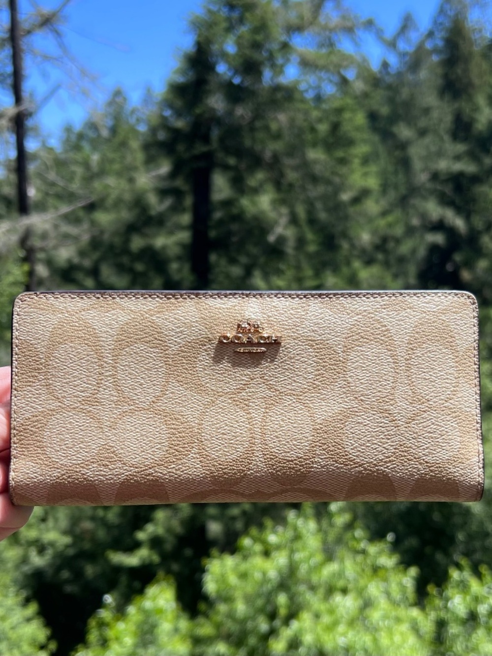 COACH Bifold Wallet Signature Canvas Khaki with Gold Hardware AUTHENTIC